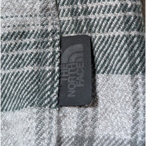 The North Face Size S Flannel Shirt Plaid Long Sleeve Button Up Outdoors Cabin - Picture 5 of 12